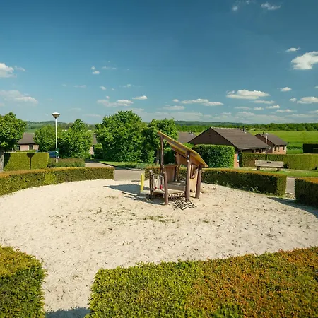 Holiday home With Sauna, 8km Of The Drielandenpunt Vijlen